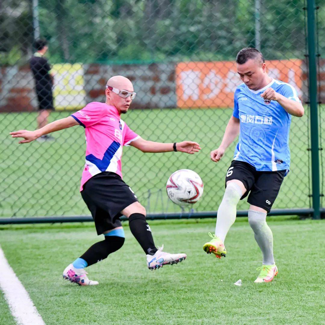 联赛后期比赛进入白热化阶段