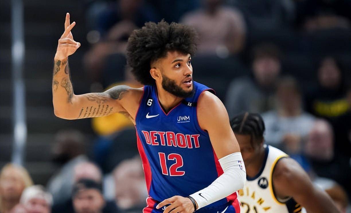 太阳球员爆发冲突，内部困扰不断