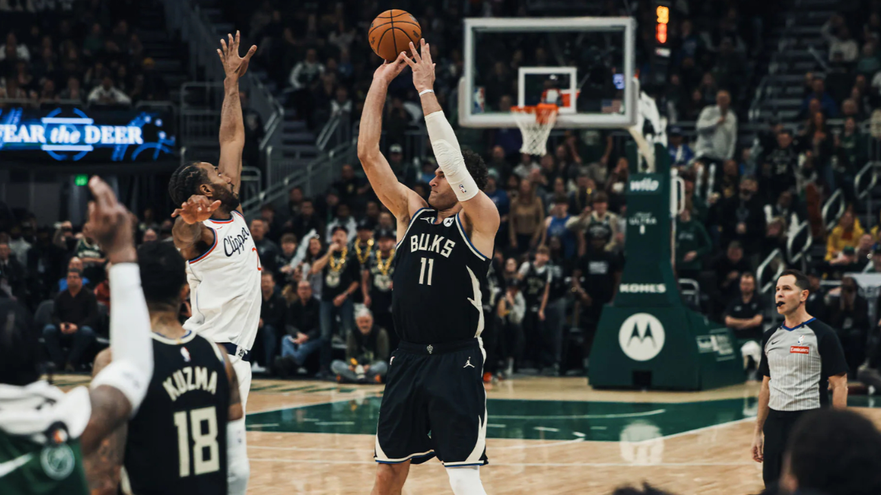 关于快船内线力克人，取得四连胜的信息