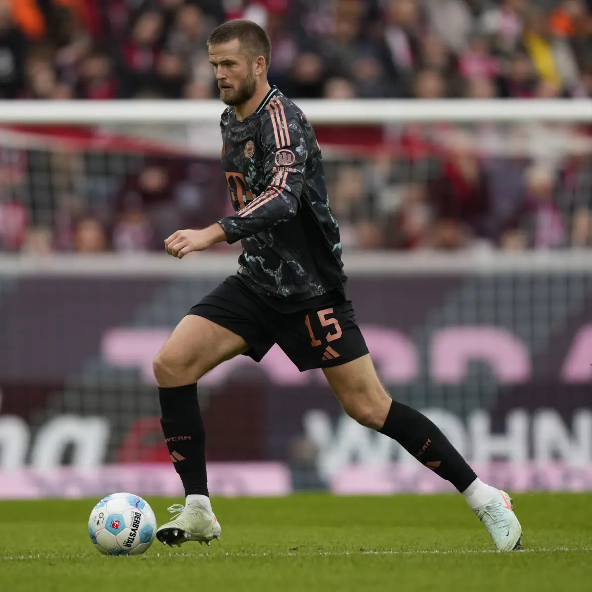 今晚西甲：拜仁击败德国，争议判罚的简单介绍