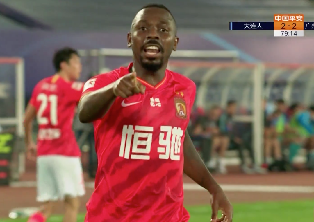 江苏队客场惊险取胜，领先积分榜