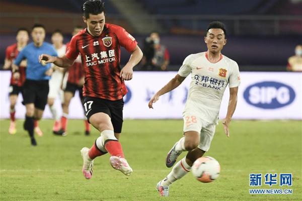 包含国内足球联赛决胜在即,各队实力对比显著的词条 包含国内足球联赛决胜在即,各队实力对比显著的词条