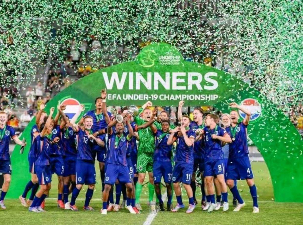 关于荷兰队闯入欧洲杯正赛,期待再创辉煌的信息 关于荷兰队闯入欧洲杯正赛,期待再创辉煌的信息