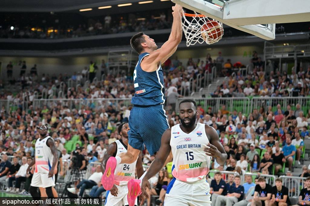 包含欧洲顶级篮球赛事宣布暂停，球迷失落的词条