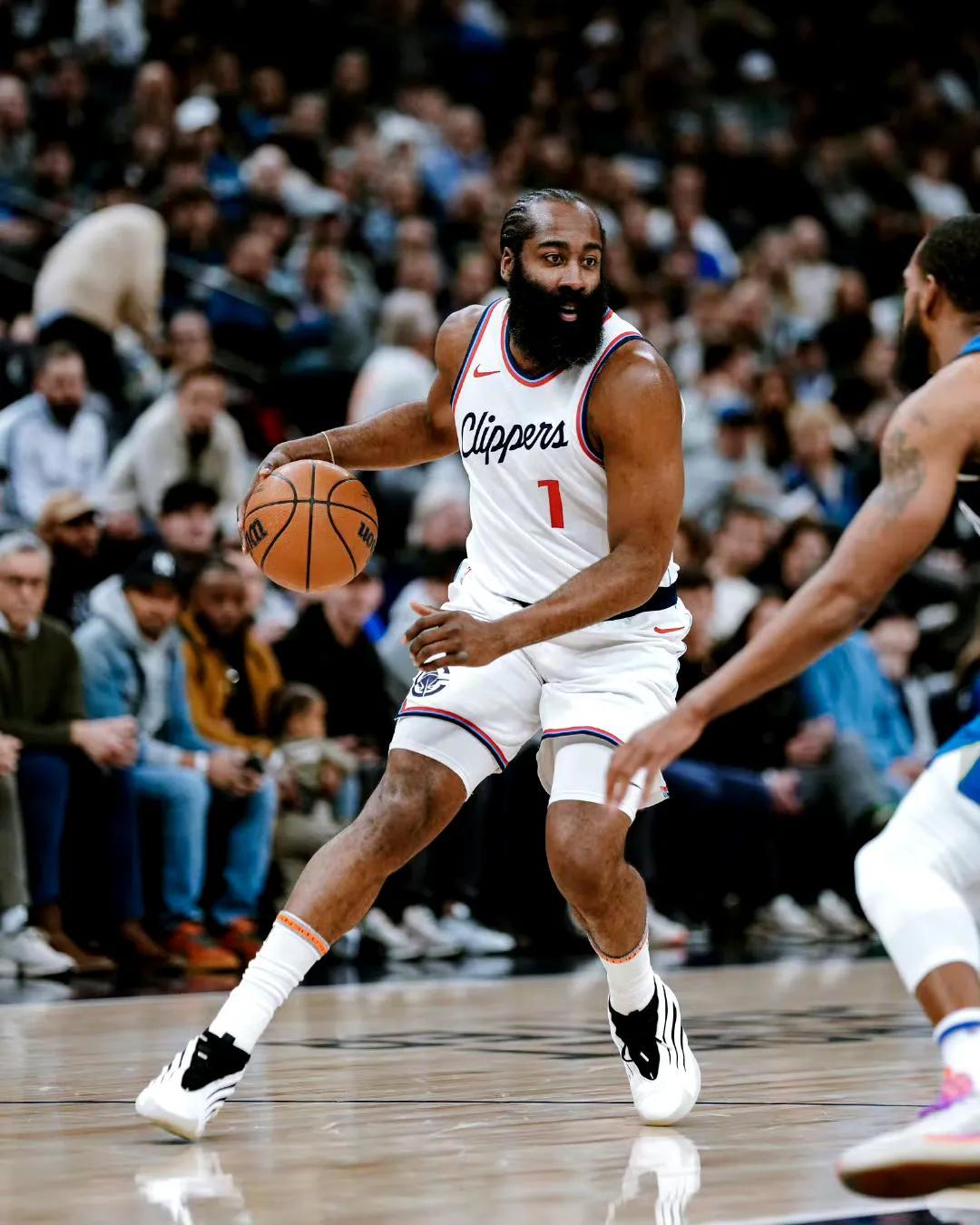 辽宁队翻盘雷霆，伦纳德惊艳四座