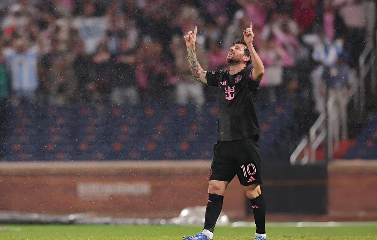 巴黎险胜日本，梅西带队取胜