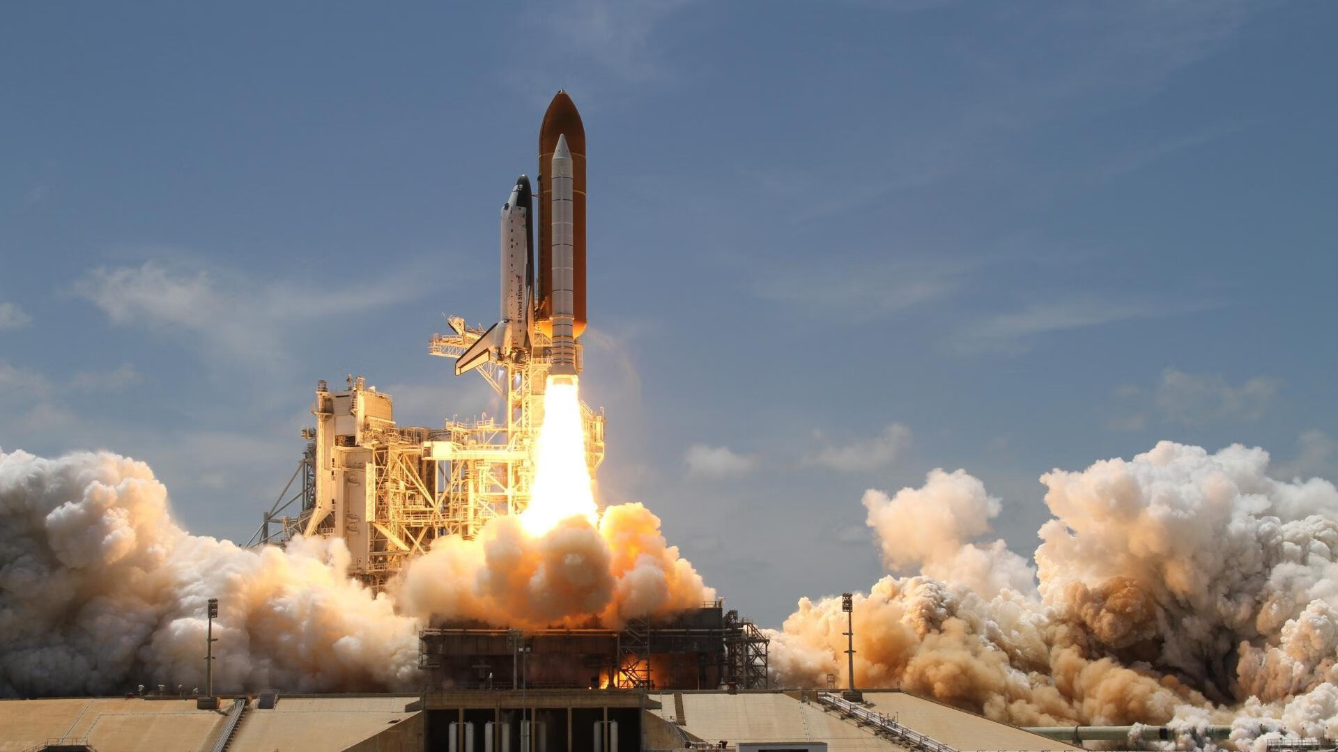 米切尔狂飙31+16统治内线，上海队主场力克广厦显强势