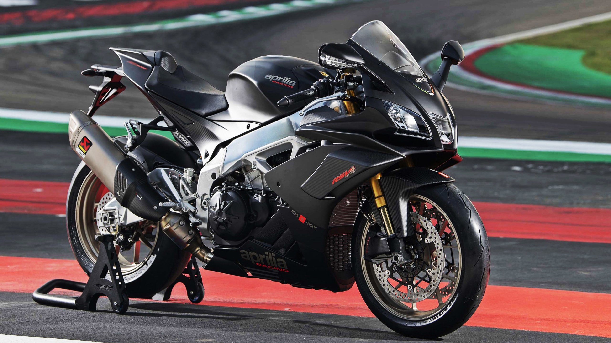 美加墨世界杯焦点战，技战术碾压，莱比锡红牛为洪都拉斯世界杯新军淬火