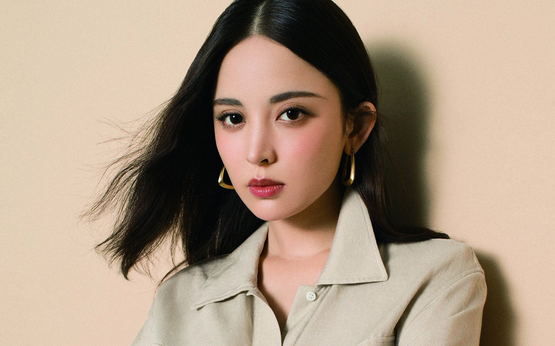北美烽烟骤起,日本风暴席卷美加墨世界杯焦点战,库尔图瓦孤掌难鸣,强强对话演变为一边倒
